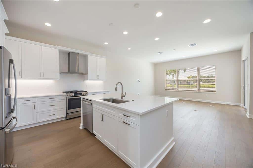 2550 Kingfisher Dr, Naples, photo 5