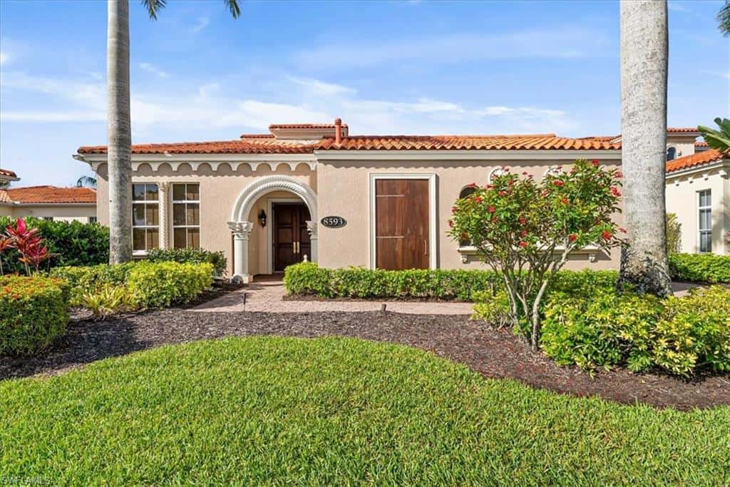 8593 Bellagio Dr, Naples, photo 42
