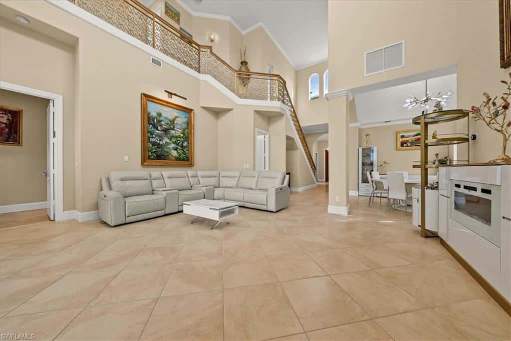 8593 Bellagio Dr, Naples, photo 7