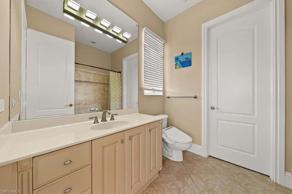 8593 Bellagio Dr, Naples, photo 30