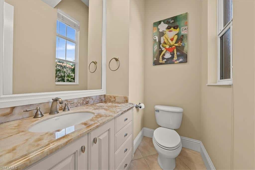 8593 Bellagio Dr, Naples, photo 33