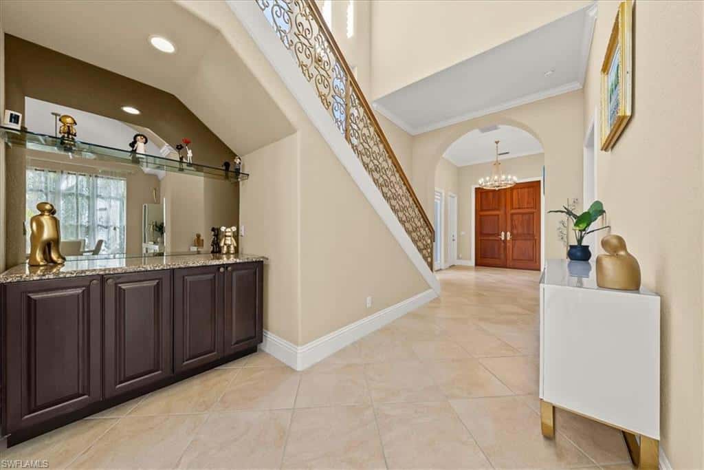 8593 Bellagio Dr, Naples, photo 15