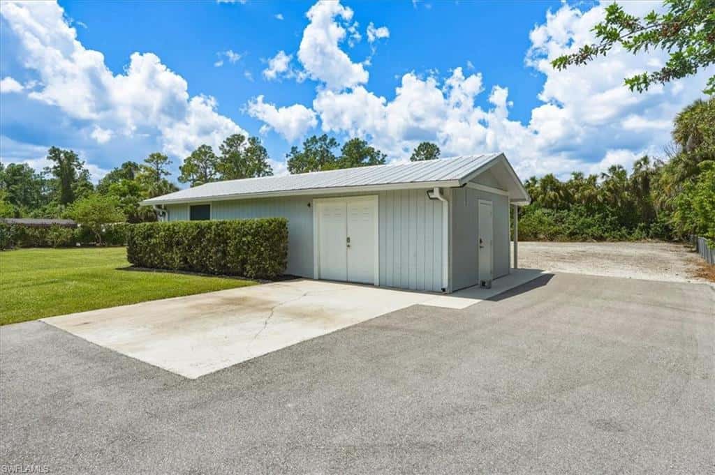 631 5th St, Naples, photo 42