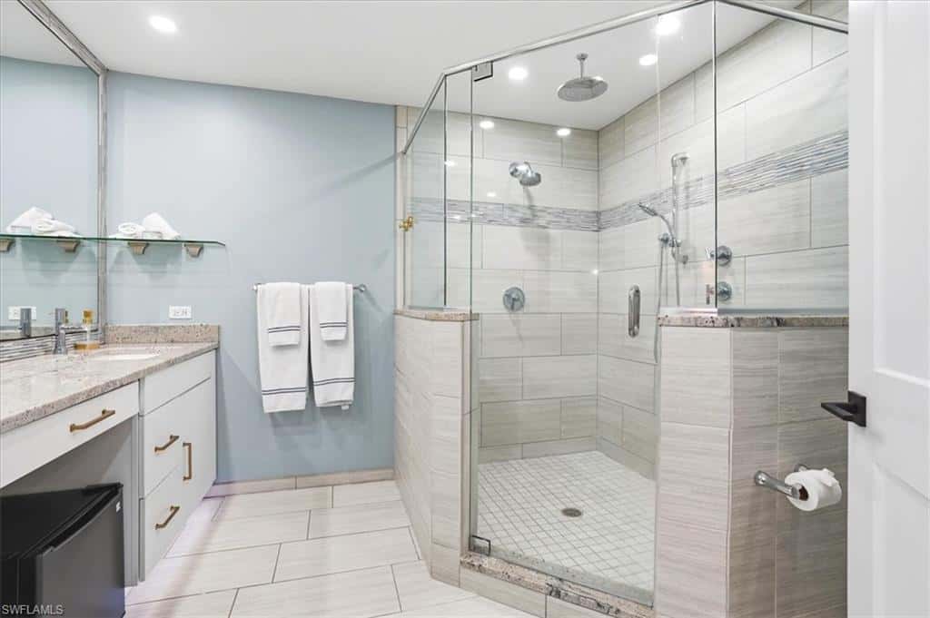 631 5th St, Naples, photo 25