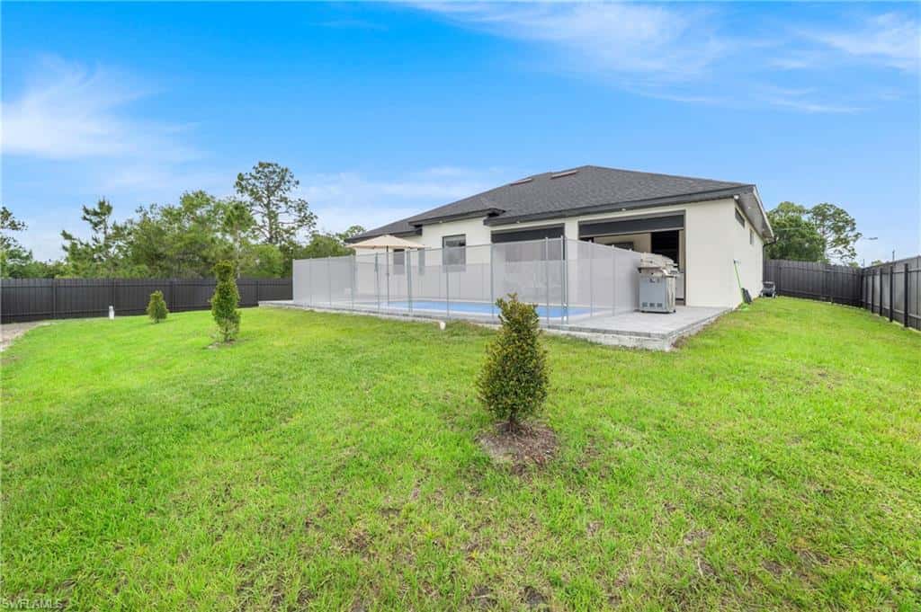 764 Clancy St, Lehigh Acres, photo 36