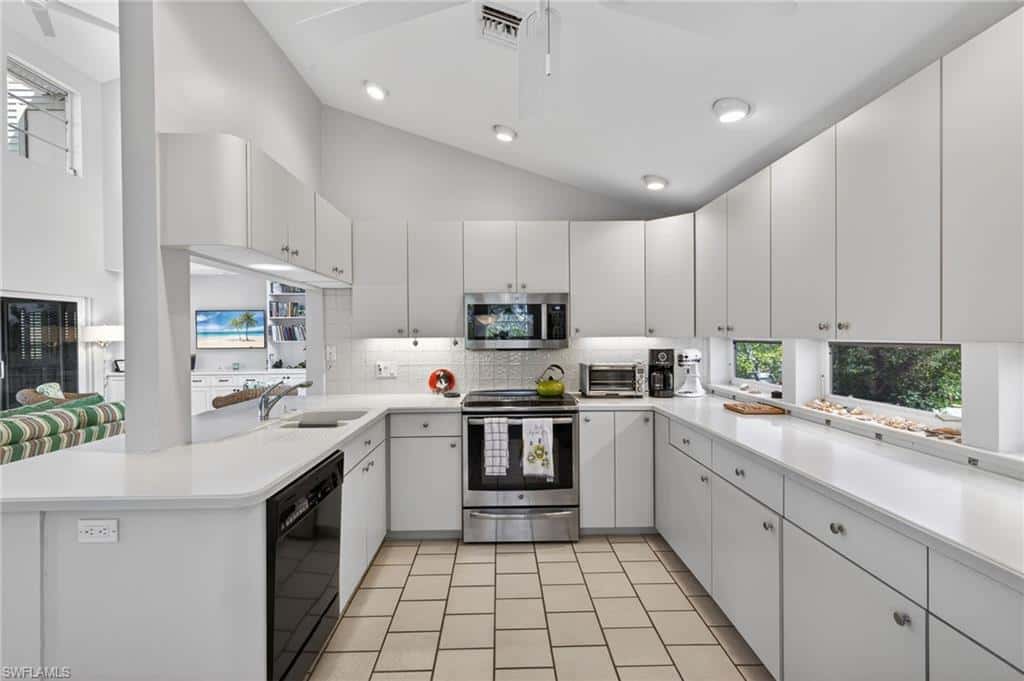 4209 Old Banyan Way, Sanibel, photo 17