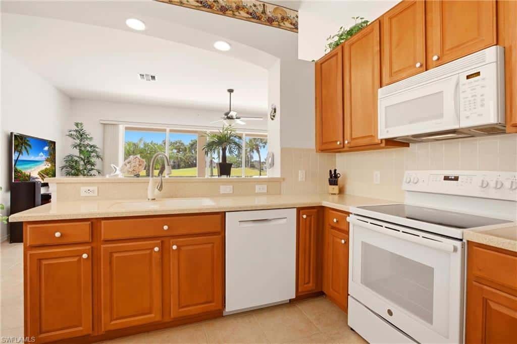 9221 Spanish Moss Way, Bonita Springs, photo 12