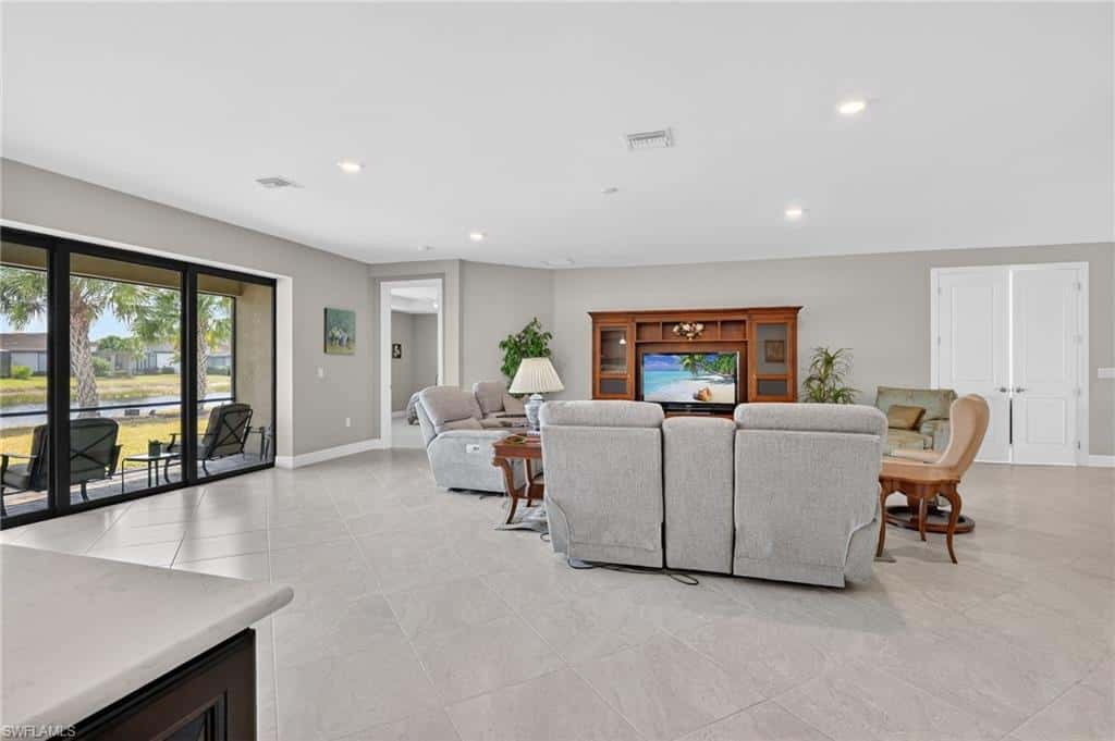 11279 Thurston Chase, Fort Myers, photo 9