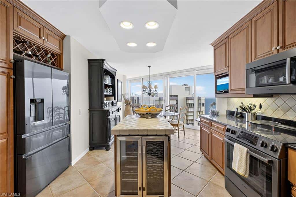 4041 Gulf Shore Blvd #1807, Naples, photo 6