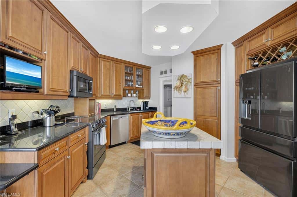 4041 Gulf Shore Blvd #1807, Naples, photo 7