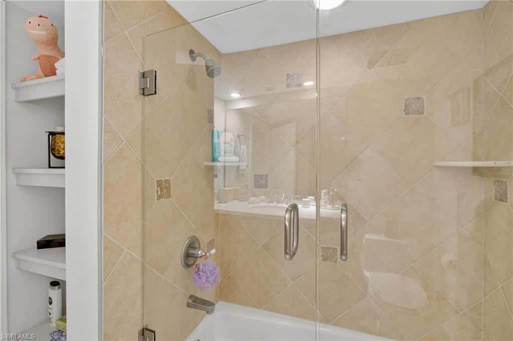 4041 Gulf Shore Blvd #1807, Naples, photo 30