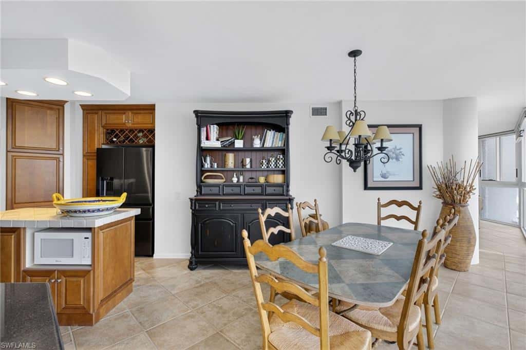 4041 Gulf Shore Blvd #1807, Naples, photo 11
