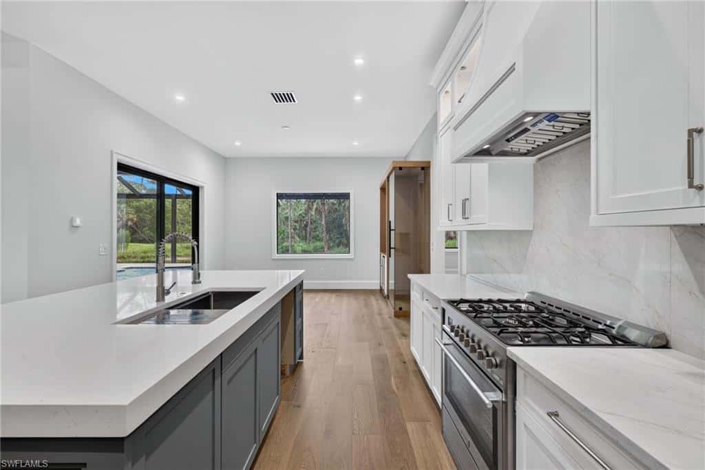 430 7th St, Naples, photo 9