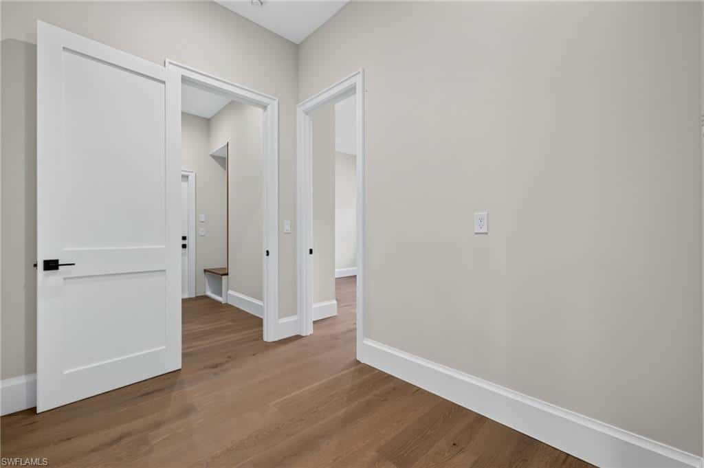 430 7th St, Naples, photo 37