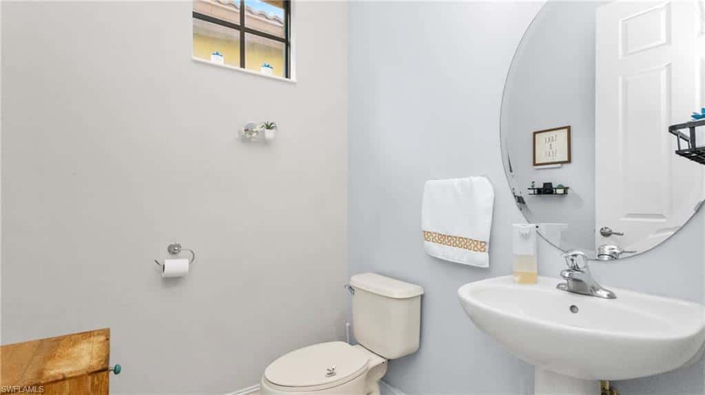 9080 Chula Vista St #10401, Naples, photo 12