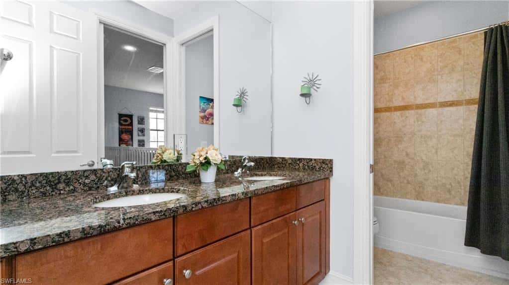 9080 Chula Vista St #10401, Naples, photo 31