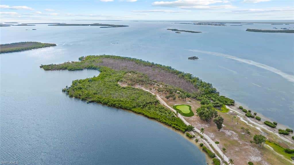 X Burgess Island, Bokeelia, photo 43