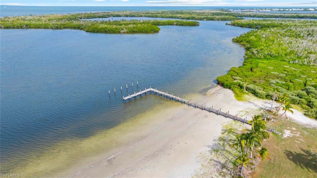 X Burgess Island, Bokeelia, photo 41