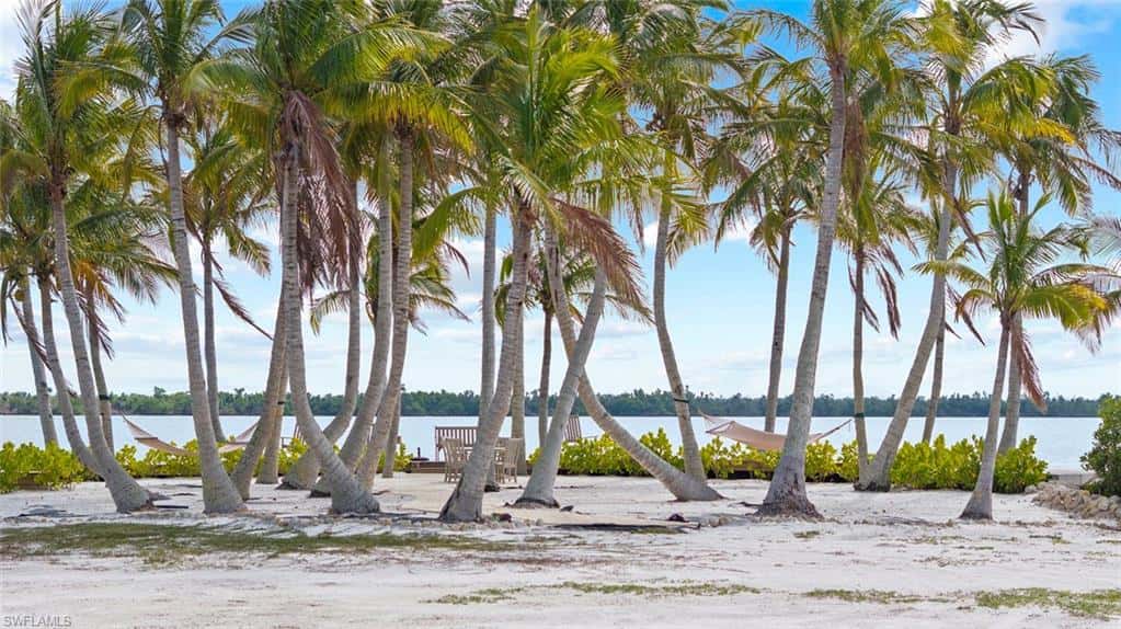 X Burgess Island, Bokeelia, photo 19