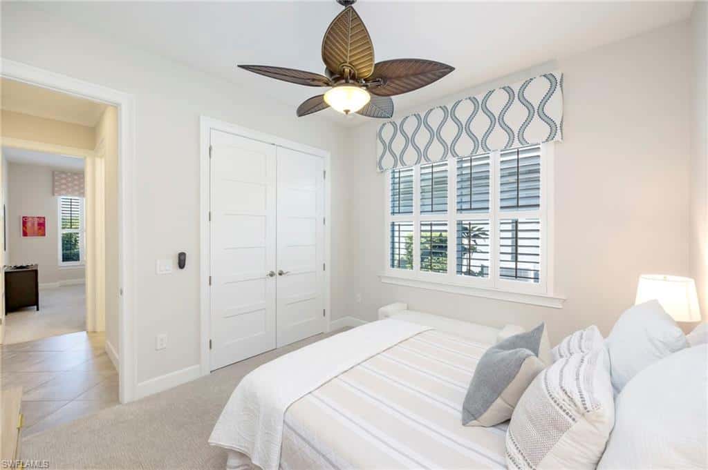 6466 Warwick Ave, Naples, photo 16