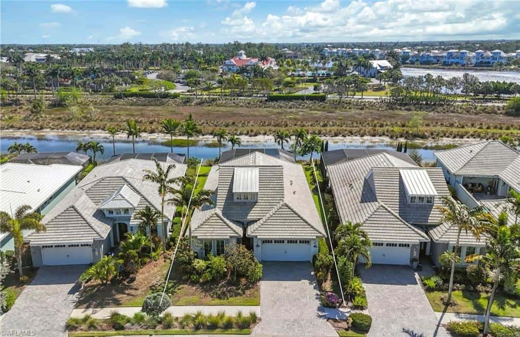 6466 Warwick Ave, Naples, photo 28