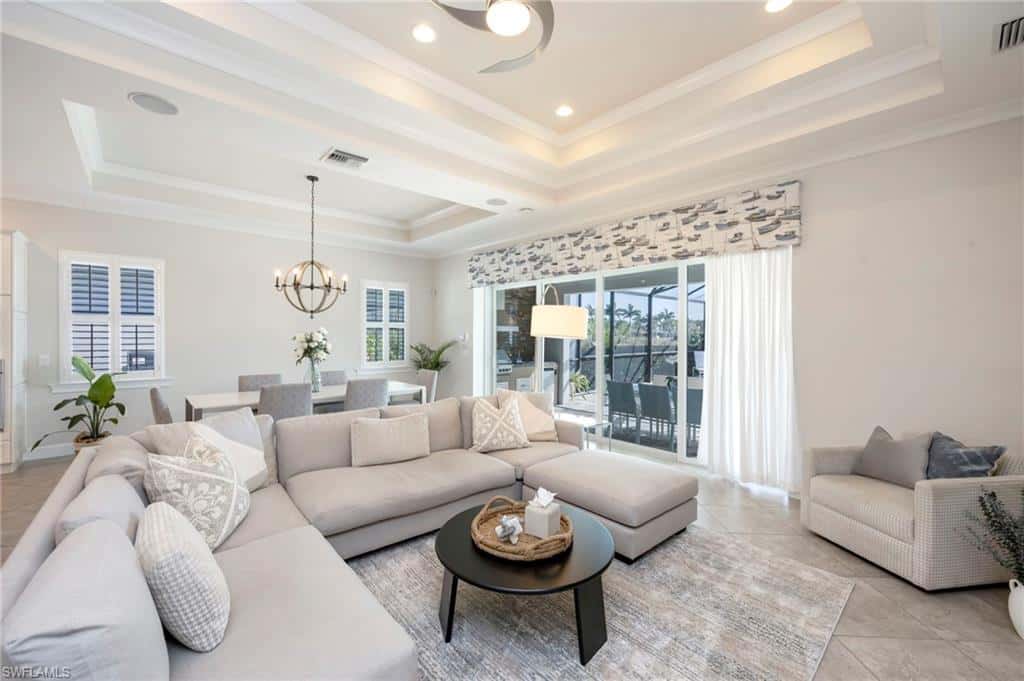 6466 Warwick Ave, Naples, photo 8