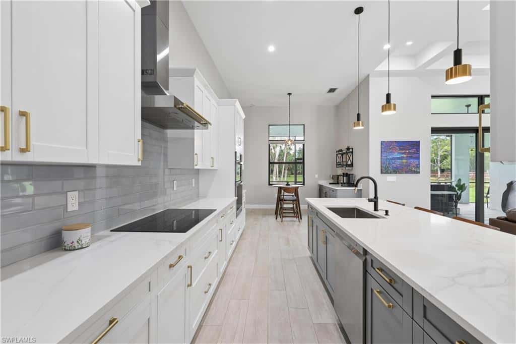 360 13th St, Naples, photo 9