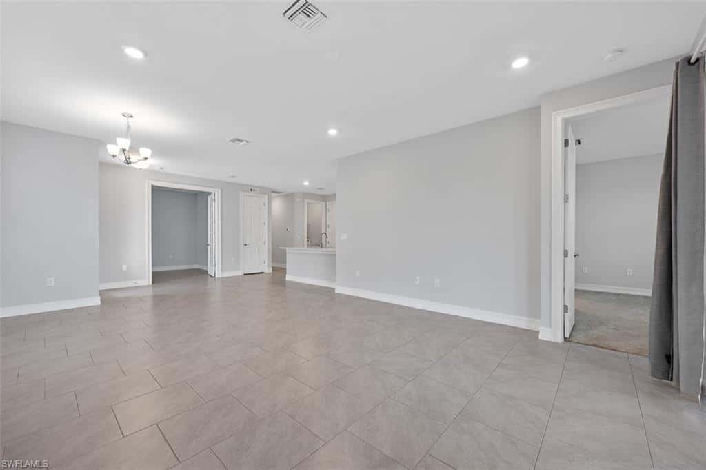 1073 Tranquil Brook Dr, Naples, photo 7