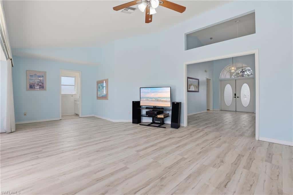 1022 18th Ter, Cape Coral, photo 13