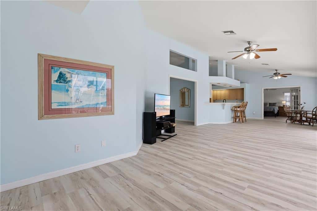 1022 18th Ter, Cape Coral, photo 16