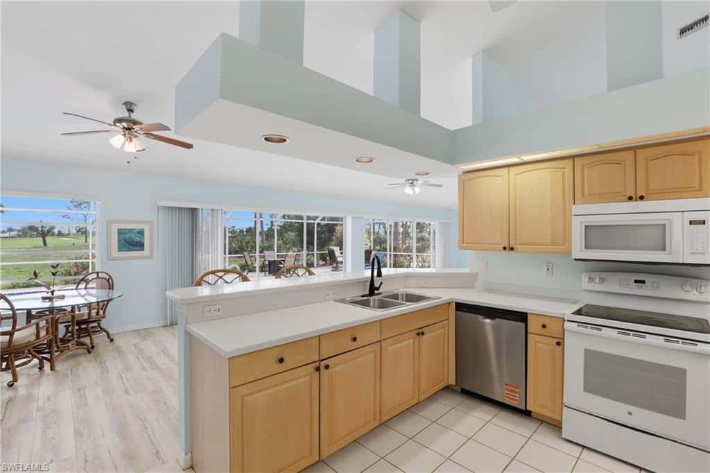 1022 18th Ter, Cape Coral, photo 8