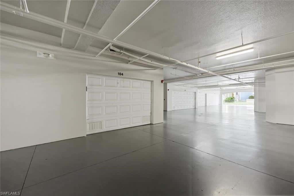 4873 Hampshire Ct #104, Naples, photo 25