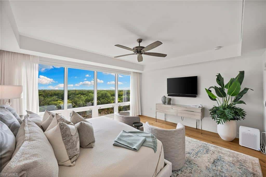 13915 Old Coast Rd #506, Naples, photo 12