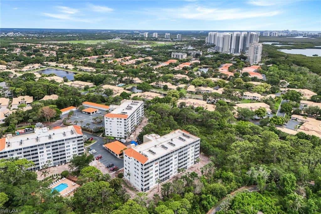 15171 Cedarwood Ln #3105, Naples, photo 49