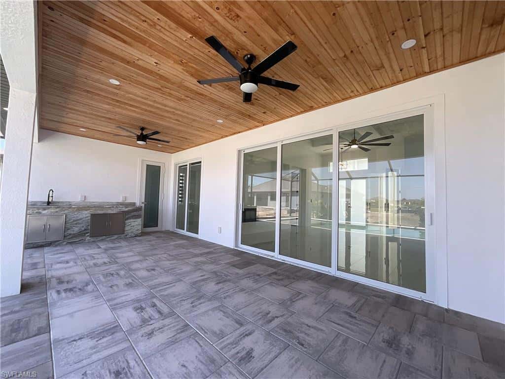 335 31st Pl, Cape Coral, photo 35