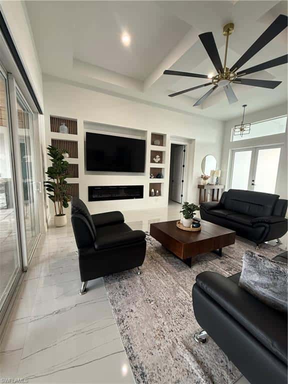 335 31st Pl, Cape Coral, photo 8
