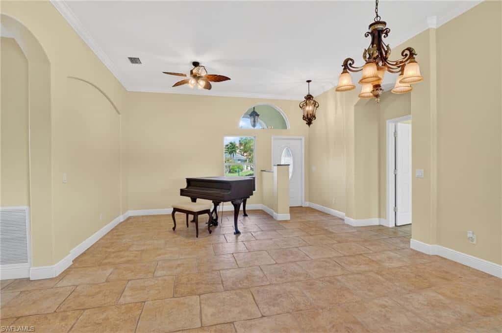 12585 Gemstone Ct, Fort Myers, photo 6