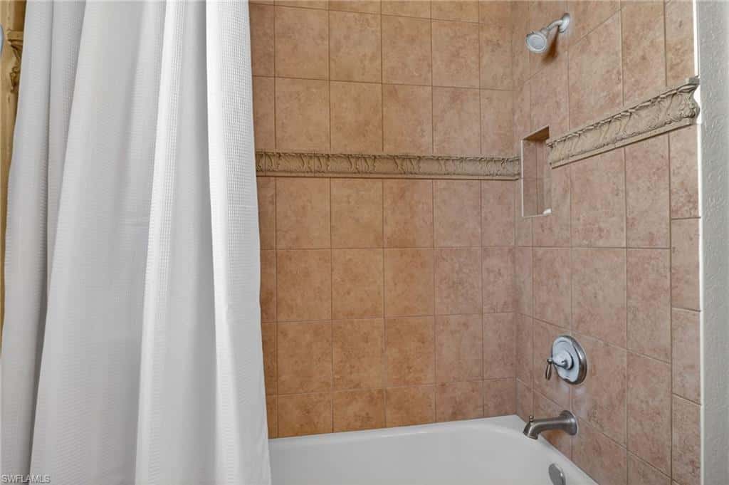 12585 Gemstone Ct, Fort Myers, photo 32