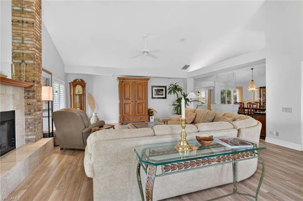 16031 Forest Oaks Dr, Fort Myers, photo 6