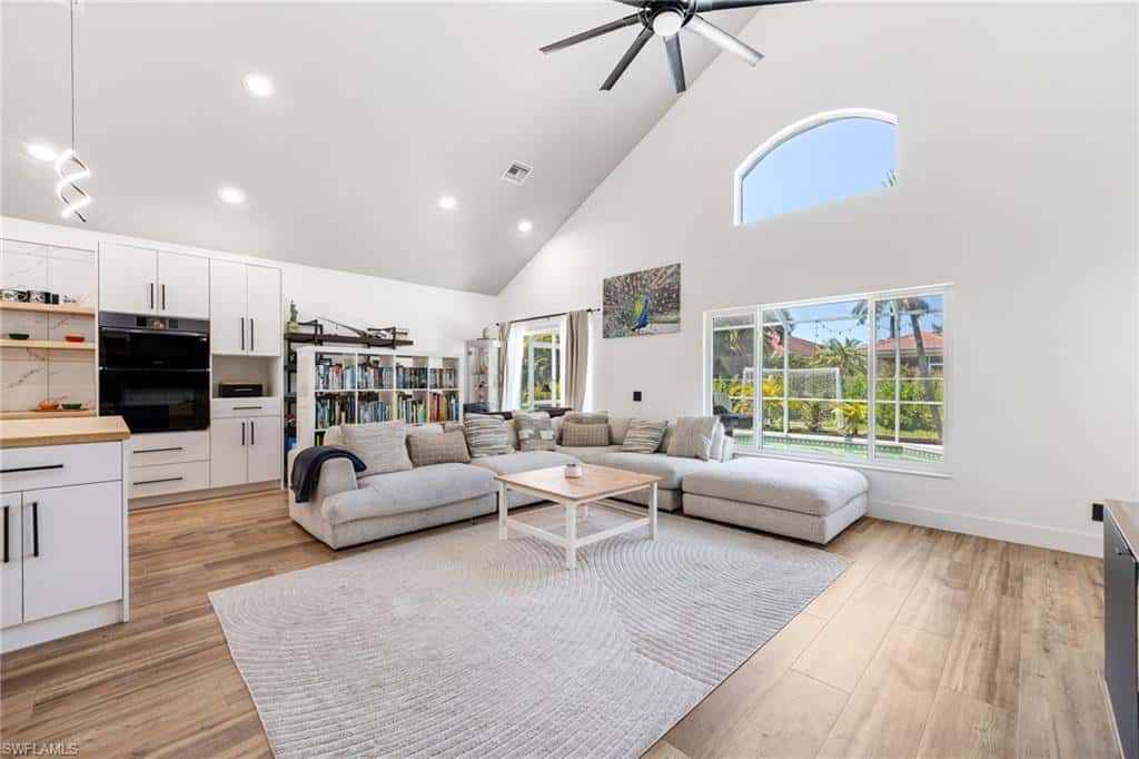 2513 Blackburn Cir, Cape Coral, photo 20