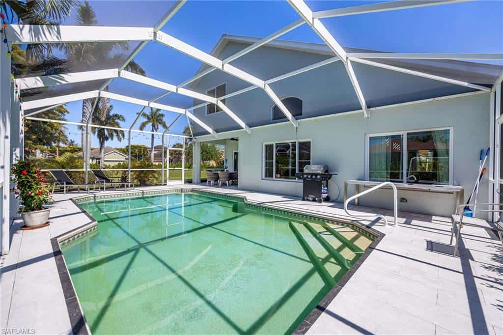 2513 Blackburn Cir, Cape Coral, photo 37