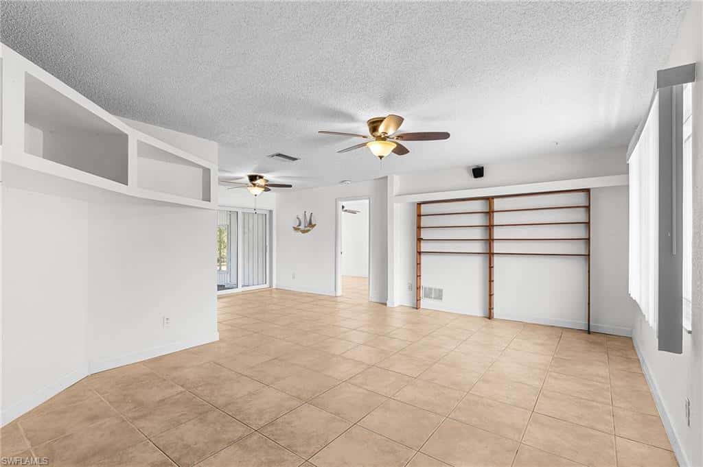 93 Glenmont Dr, North Fort Myers, photo 7