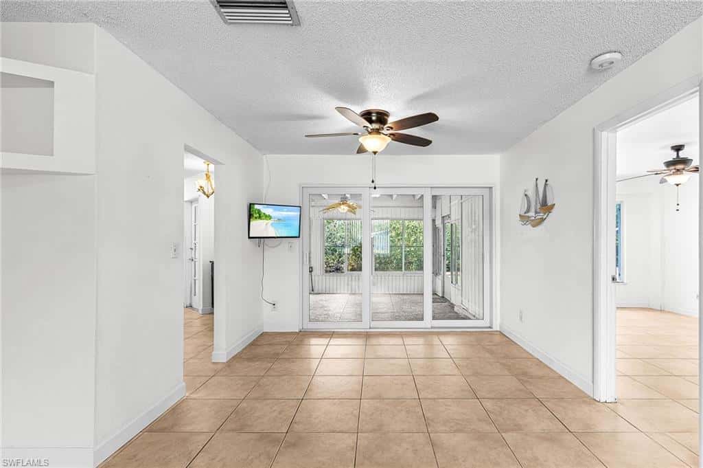 93 Glenmont Dr, North Fort Myers, photo 9