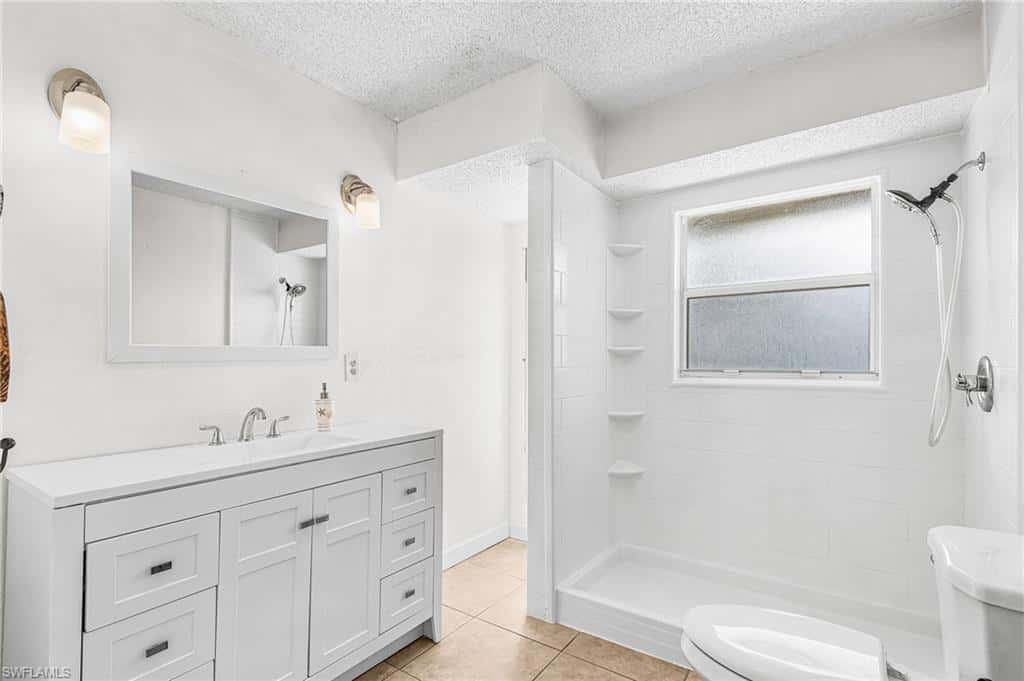 93 Glenmont Dr, North Fort Myers, photo 15