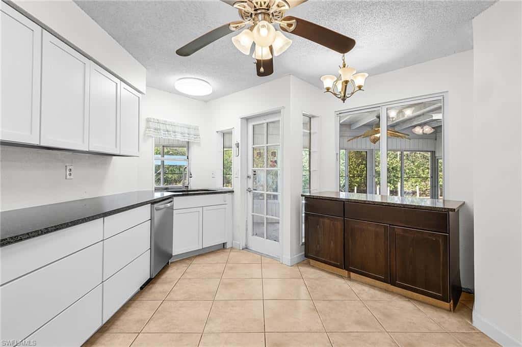 93 Glenmont Dr, North Fort Myers, photo 11