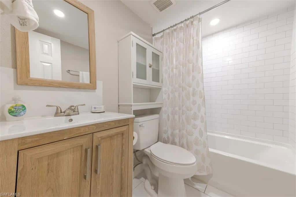 4605 Bayshore Dr #g2, Naples, photo 16