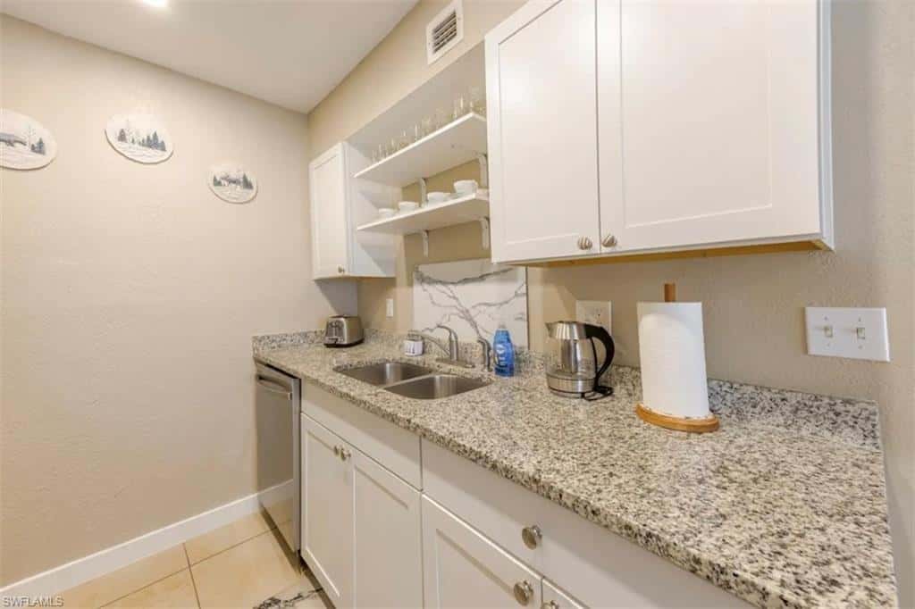 4605 Bayshore Dr #g2, Naples, photo 7