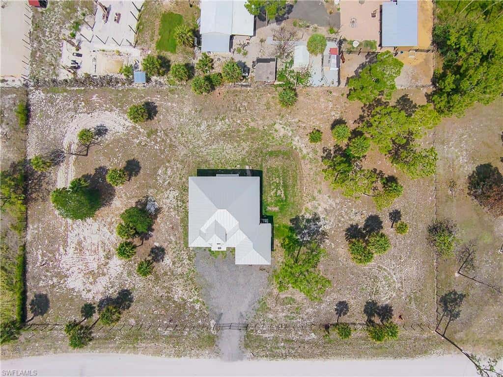 660 Zambria St, Clewiston, photo 49