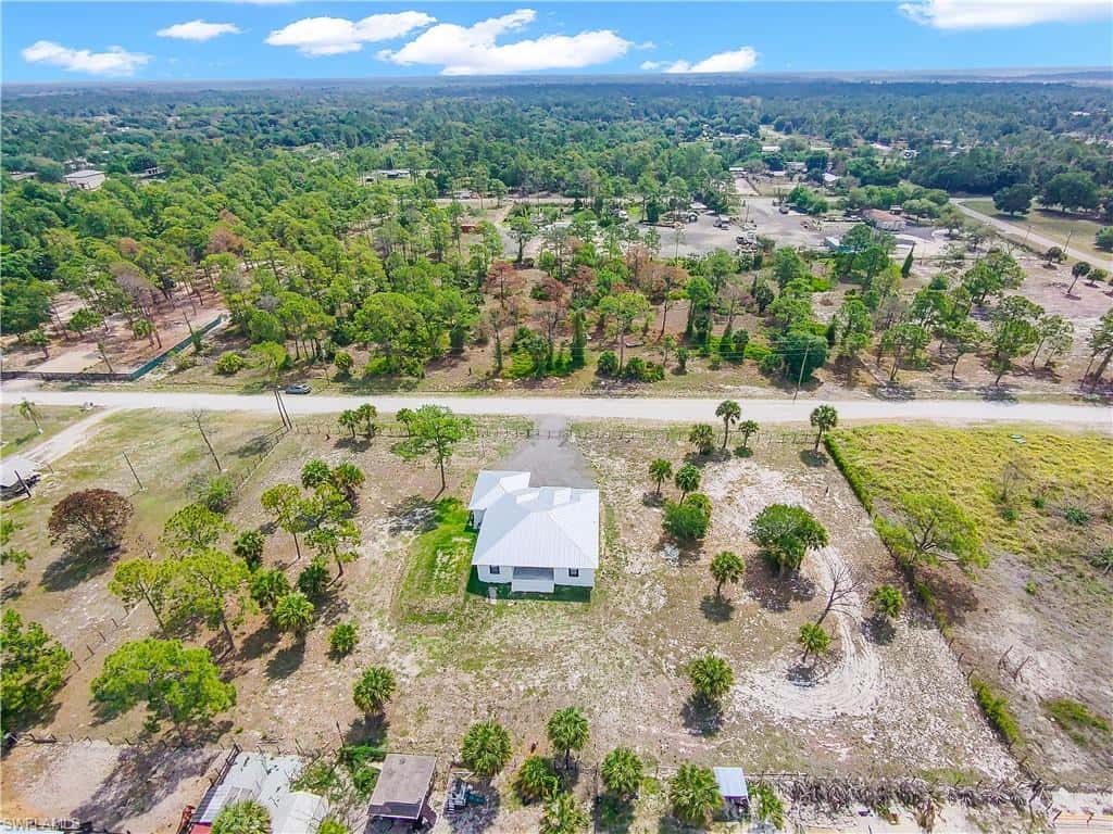 660 Zambria St, Clewiston, photo 48