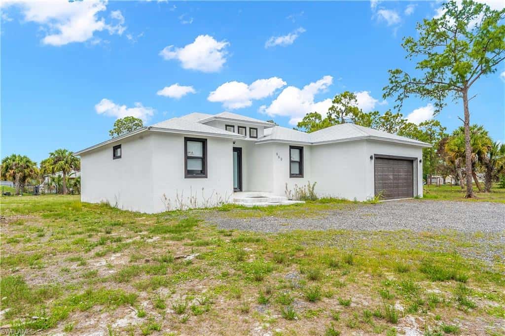 660 Zambria St, Clewiston, photo 4